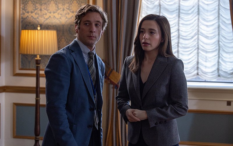 Jeremy Allen White as Jeff Horwitz and Mikey Madison as Frances Haugen star in Columbia Pictures' "The Social Reckoning."