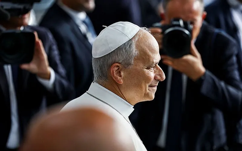 Pope Leo XIV leaves Gemelli Hospital following his lung surgery .